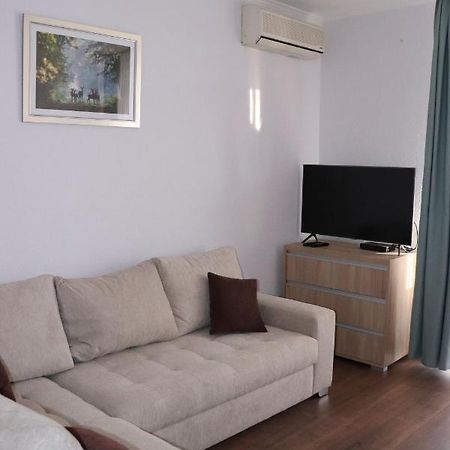 Liget Apartmanhaz ケヒダクスタニー エクステリア 写真