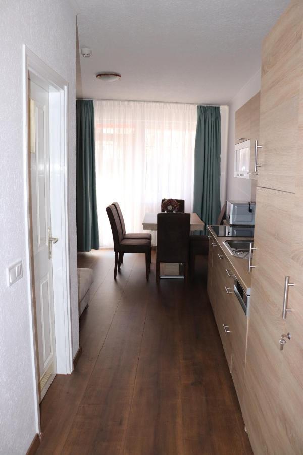Liget Apartmanhaz ケヒダクスタニー エクステリア 写真