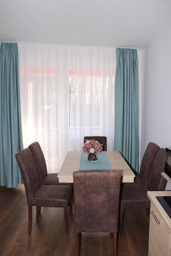 Liget Apartmanhaz ケヒダクスタニー エクステリア 写真