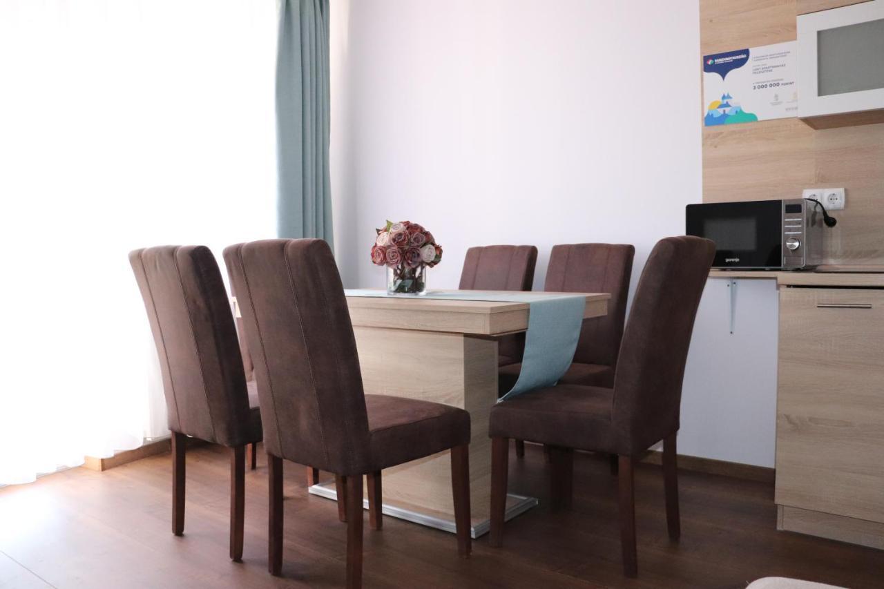 Liget Apartmanhaz ケヒダクスタニー エクステリア 写真