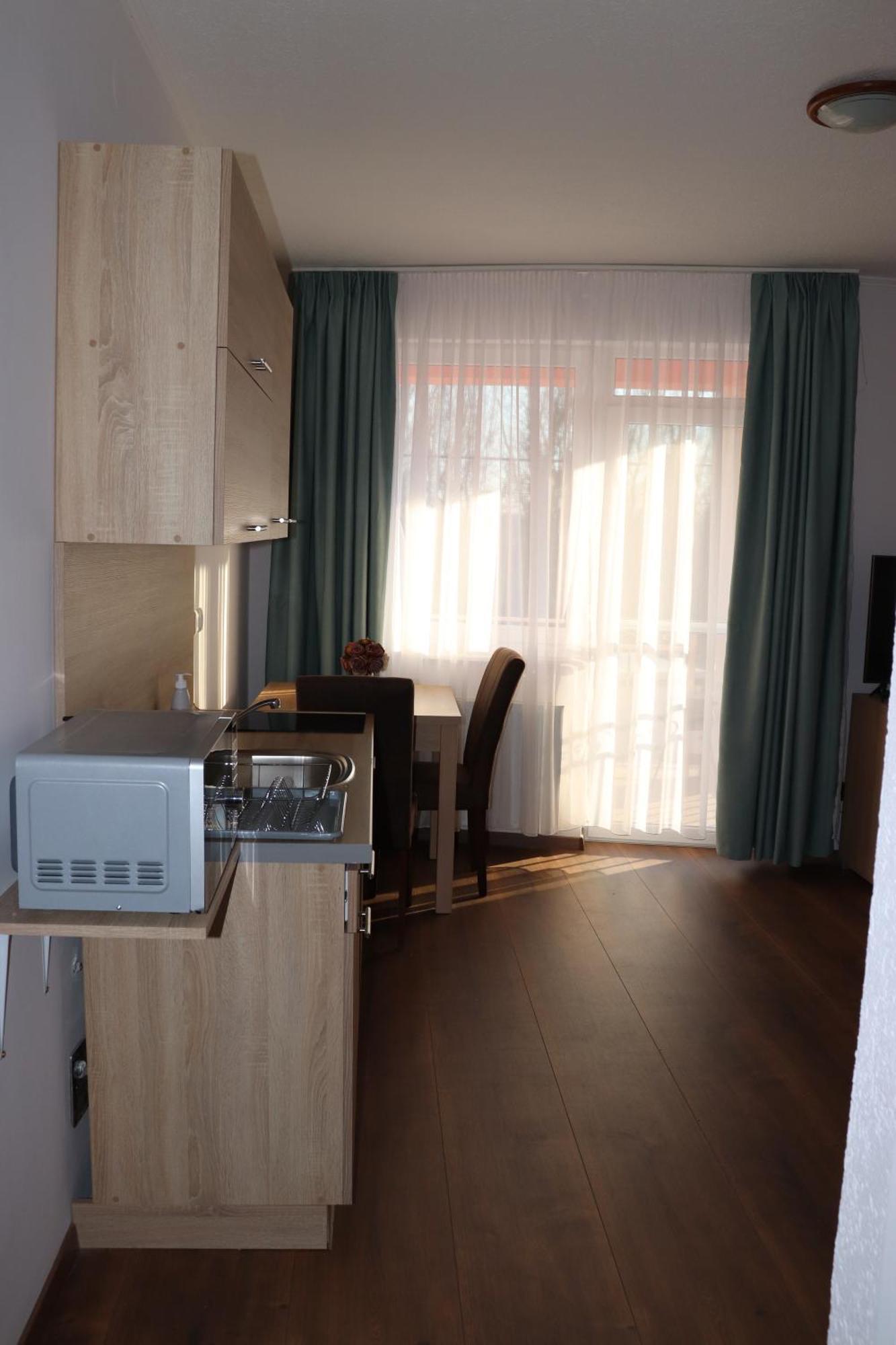 Liget Apartmanhaz ケヒダクスタニー エクステリア 写真